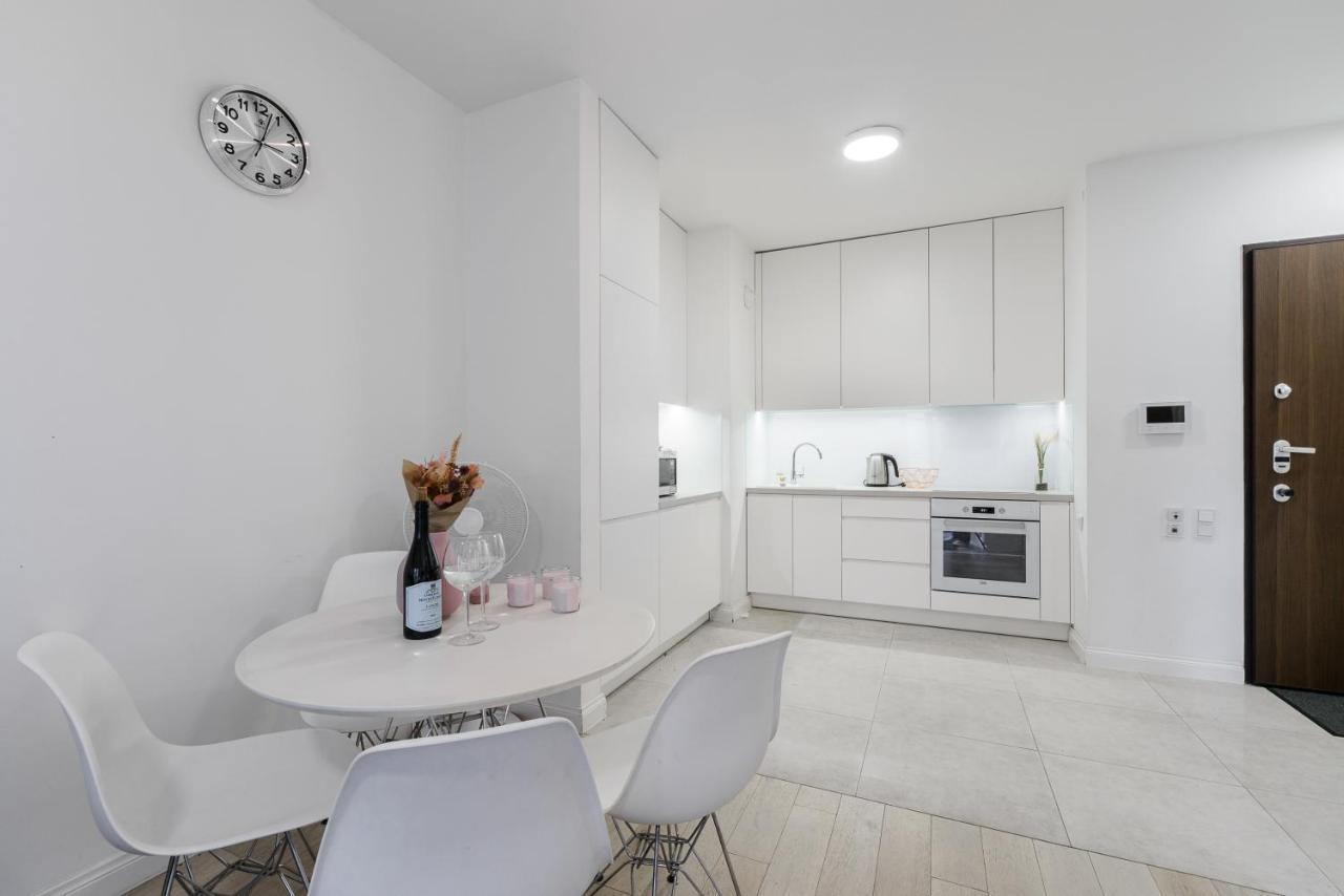 وارسو Luxury Apartment On Grzybowska Street المظهر الخارجي الصورة