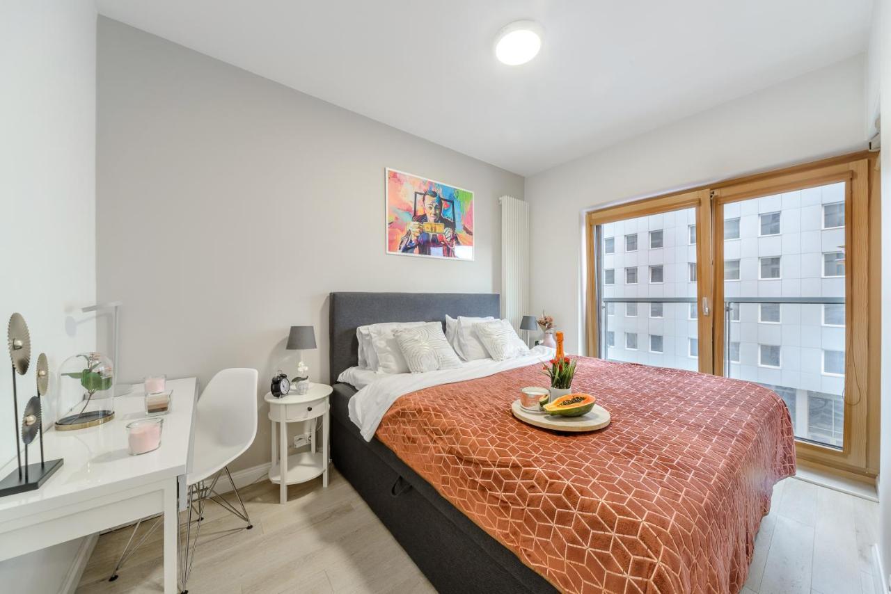 وارسو Luxury Apartment On Grzybowska Street المظهر الخارجي الصورة